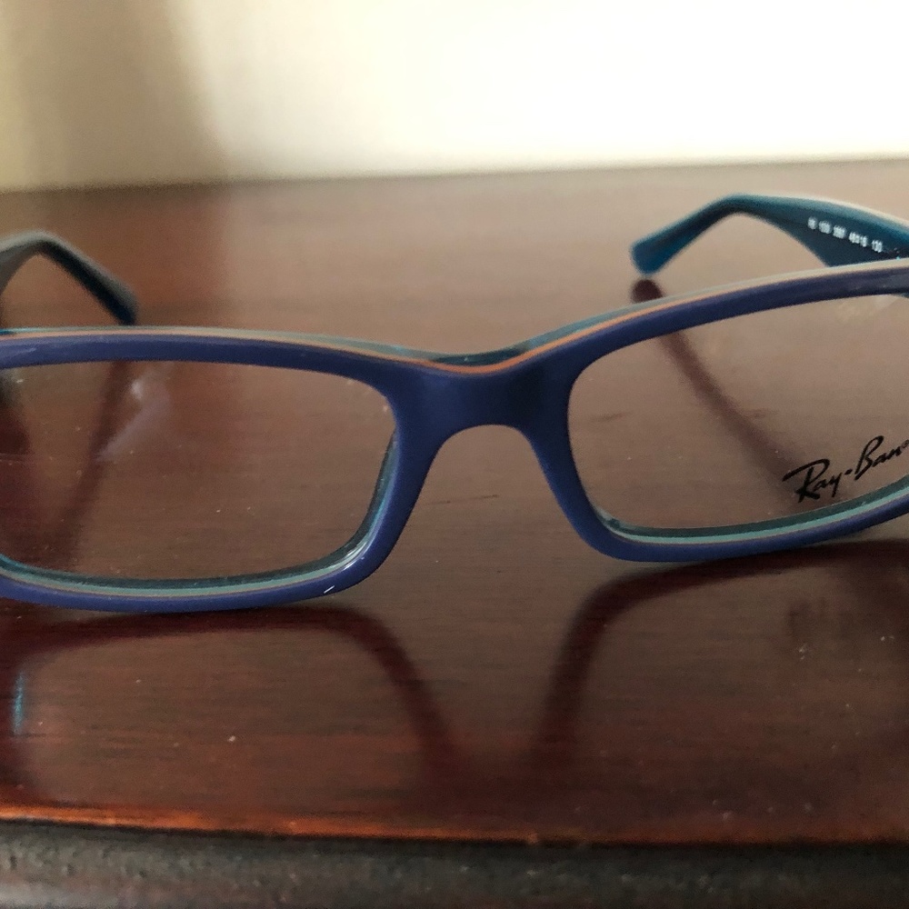 RAY BAN BLUE AND WITH LAVENDER ACCENT DEMO GLASSES (not for reading)